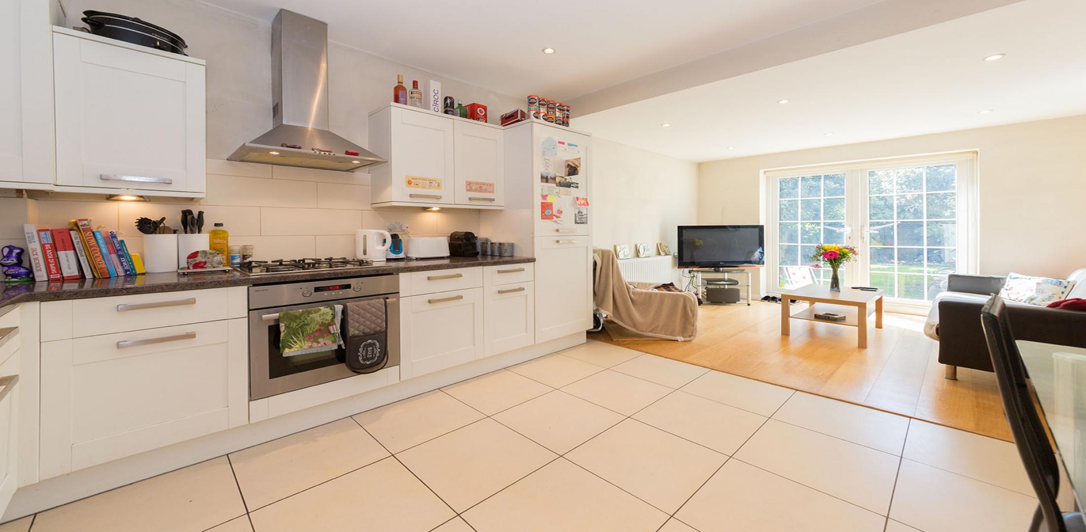 			NEW INSTRUCTION (Private Garden), 2 Bedroom, 1 bath, 1 reception Flat			 Callcott Road, KILBURN